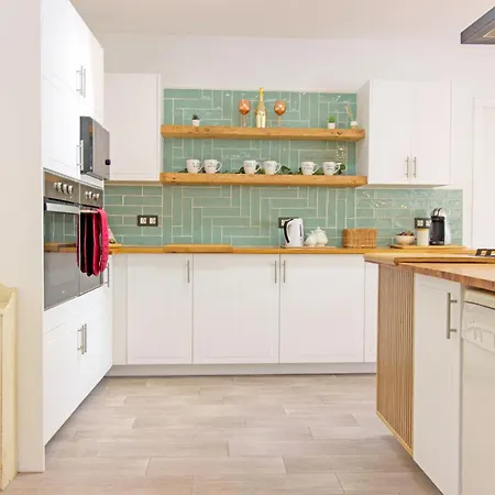 La Casona Where Celebrations Together! 빌라